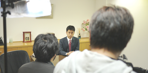 岡野取材4・8TBS.リサイズ.png